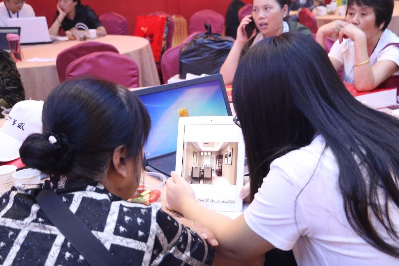 峰光集团“华商报·品质家装节”完美收官 峰光集团“华商报·品质家装节”完美收官