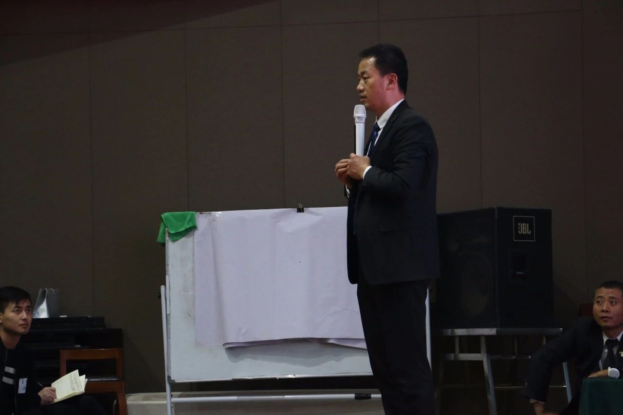 【峰光无限装饰】在交流中成长 在学习中前行——峰光集团“将帅特训营”圆满落幕 【峰光无限装饰】在交流中成长 在学习中前行——峰光集团“将帅特训营”圆满落幕